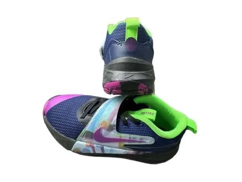 Nike Team Hustle D 11 GS Kids Basketball Shoes HV2290-400 Size 2Y
